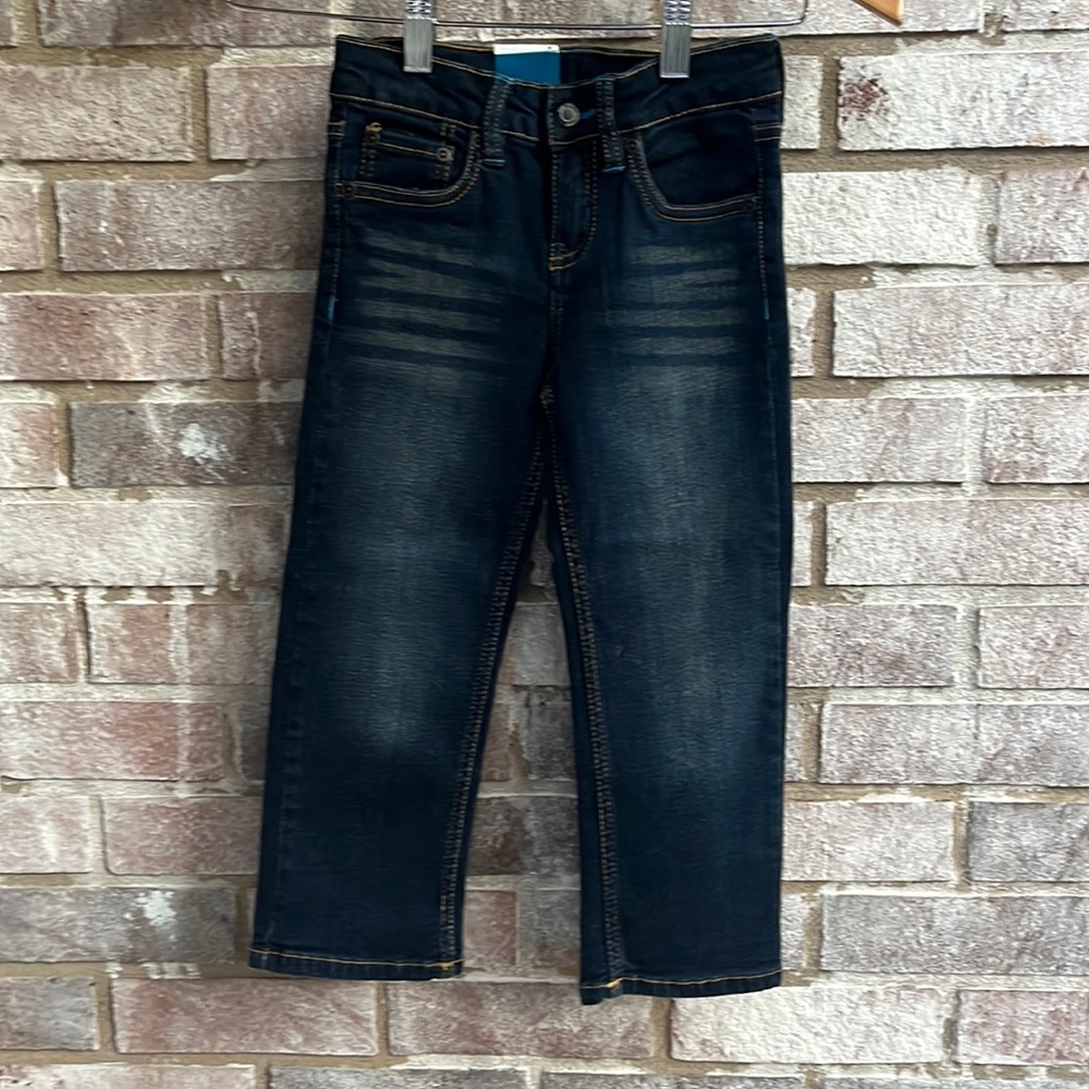 Lee Premium toddler jeans with stretch. Dark wash and straight leg. NWT SIZE 4T